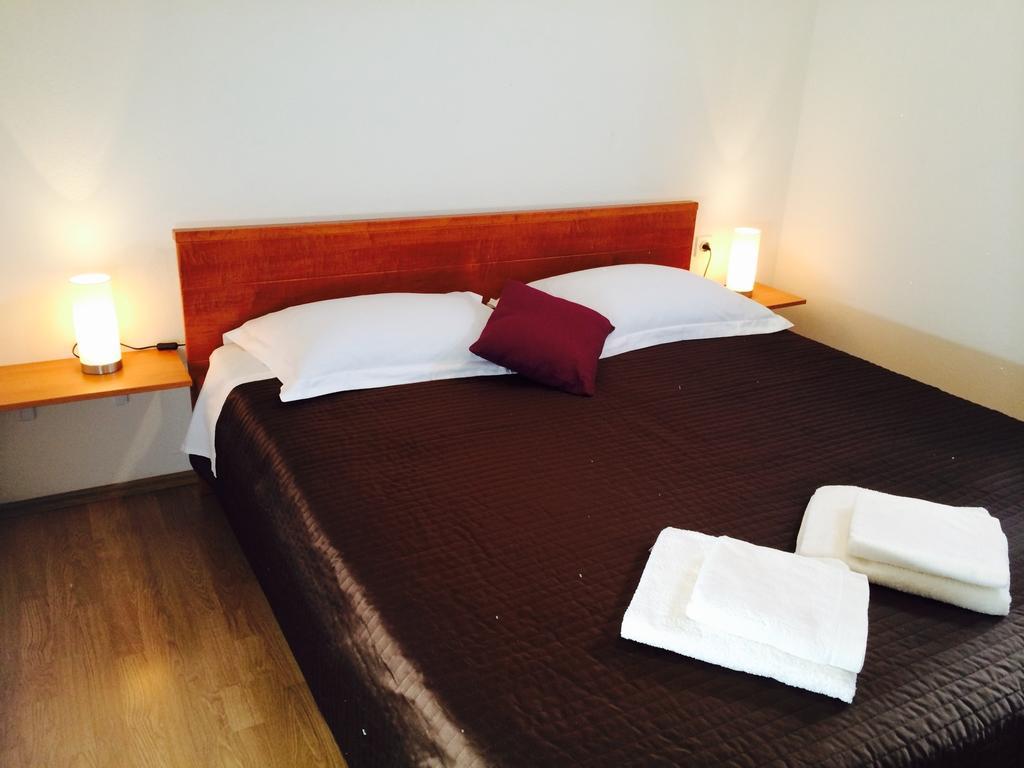 Holiday Home Oliveta Brela Quarto foto