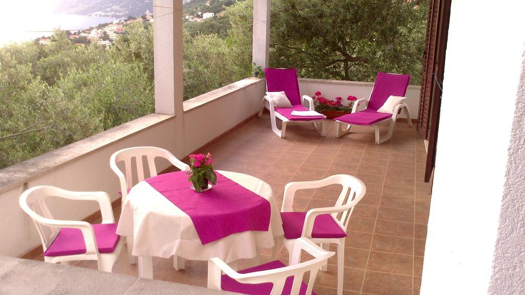 Holiday Home Oliveta Brela Quarto foto